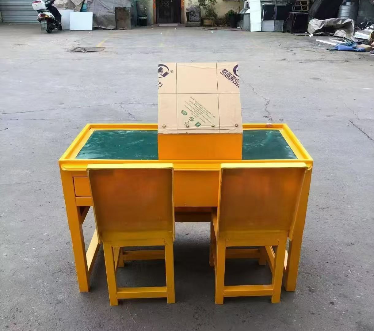 南通防静电导通桌井下煤矿火工品发放桌：危险品流转的安全守护者